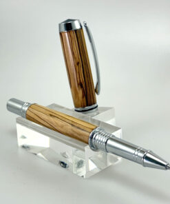 Gentleman II Rollerball – Premium Chroom - Olijfhout | Luxe Schrijfpen